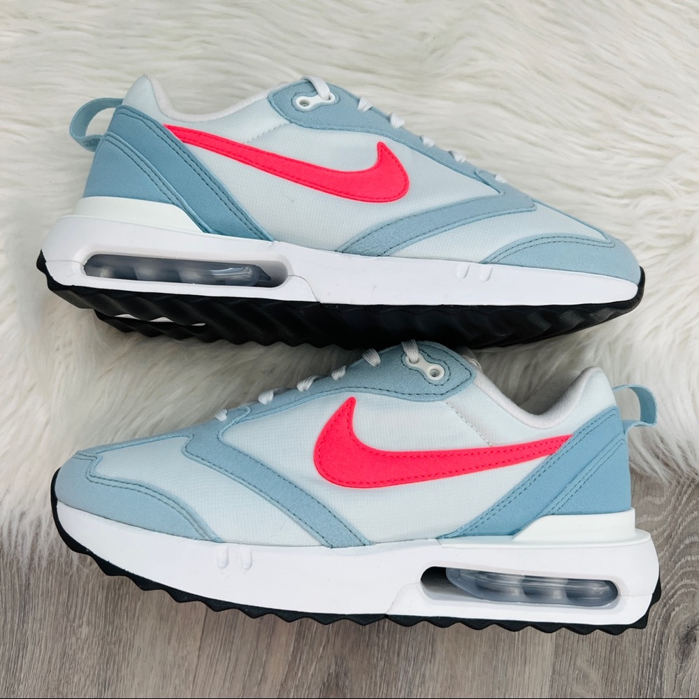 NWT Nike Air Max Pre-Day Women’s Shoes - Picture 6 of 8